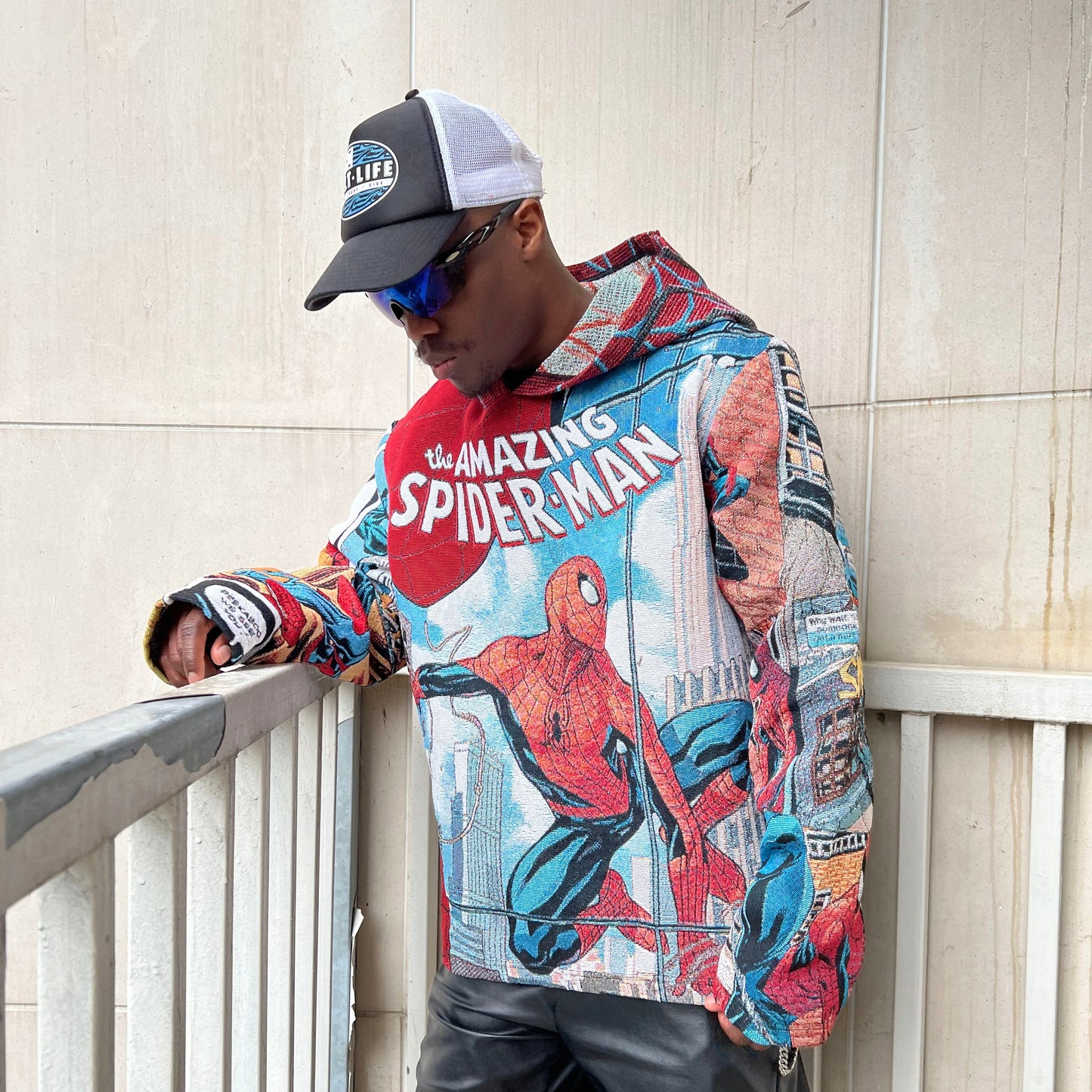 AMAZING SPIDER-MAN TAPESTRY HOODIE Tapestryifeel