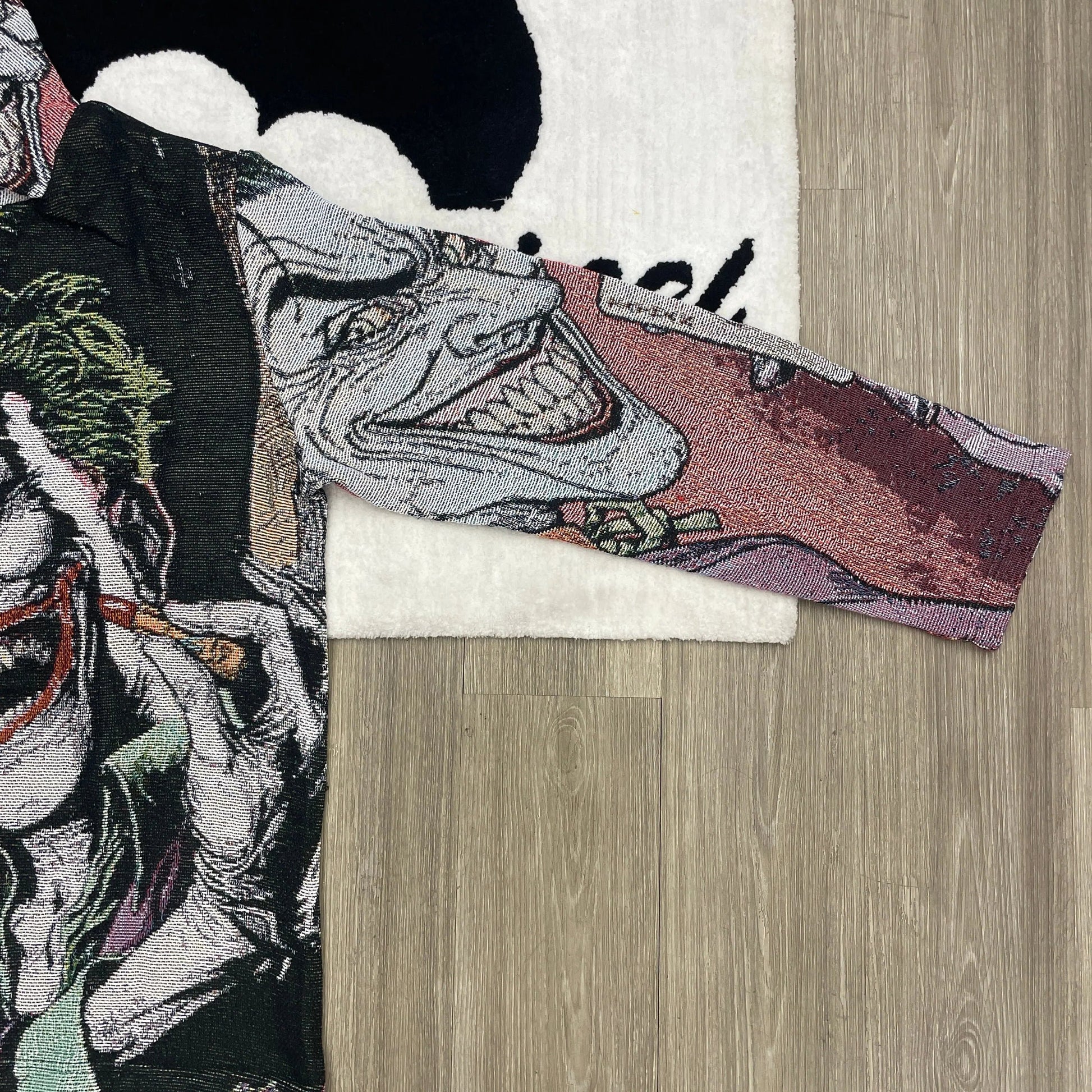 JOKER TAPESTRY HOODIE Tapestryifeel