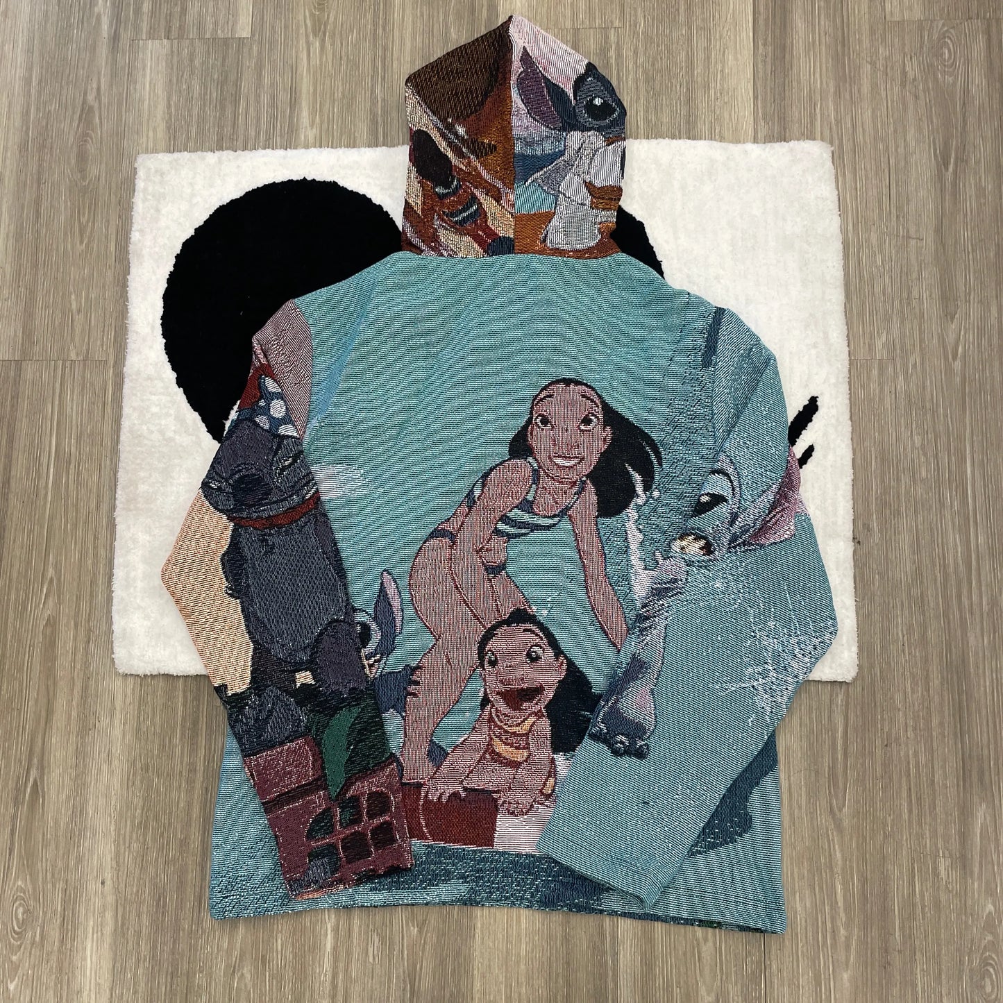 STITCH TAPESTRY HOODIE Tapestryifeel