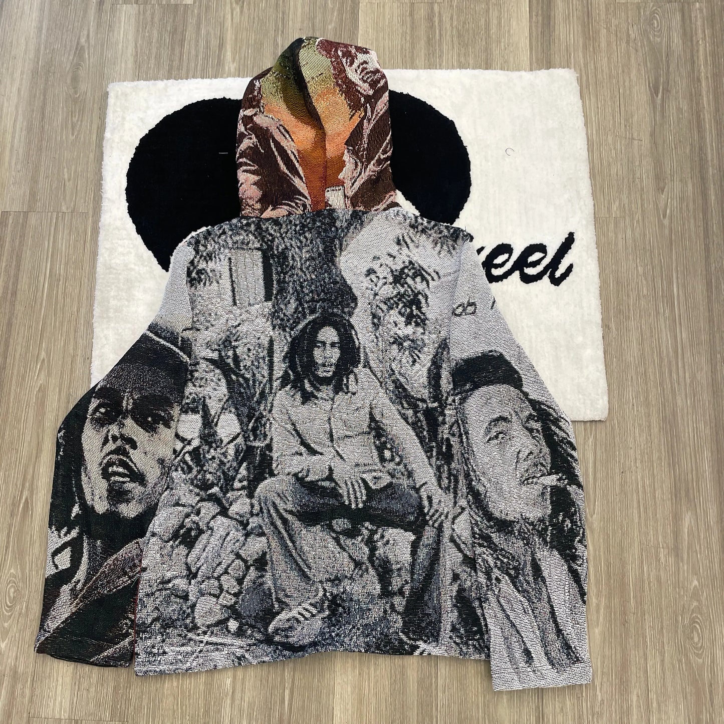 TAPESTRY HOODIE Tapestryifeel