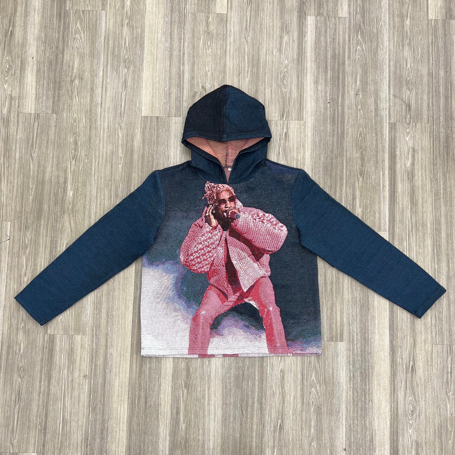 THUG TAPESTRY HOODIE Tapestryifeel