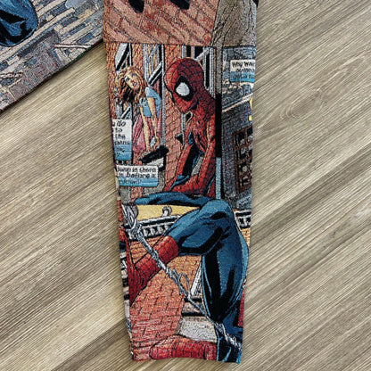 AMAZING SPIDER-MAN TAPESTRY HOODIE Tapestryifeel