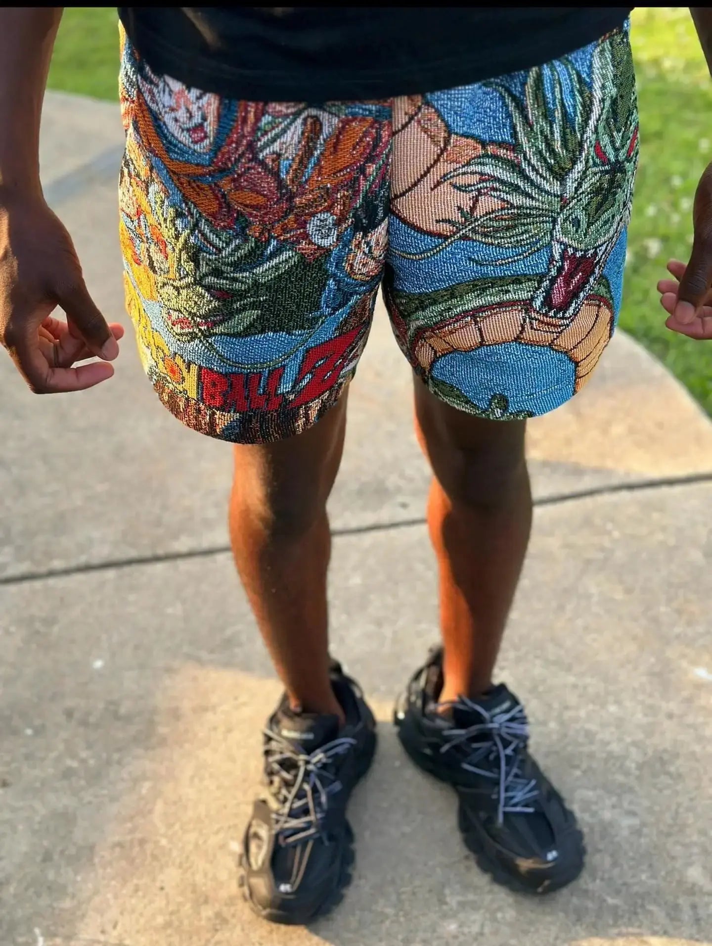 GOKU TAPESTRY SHORTS Tapestryifeel